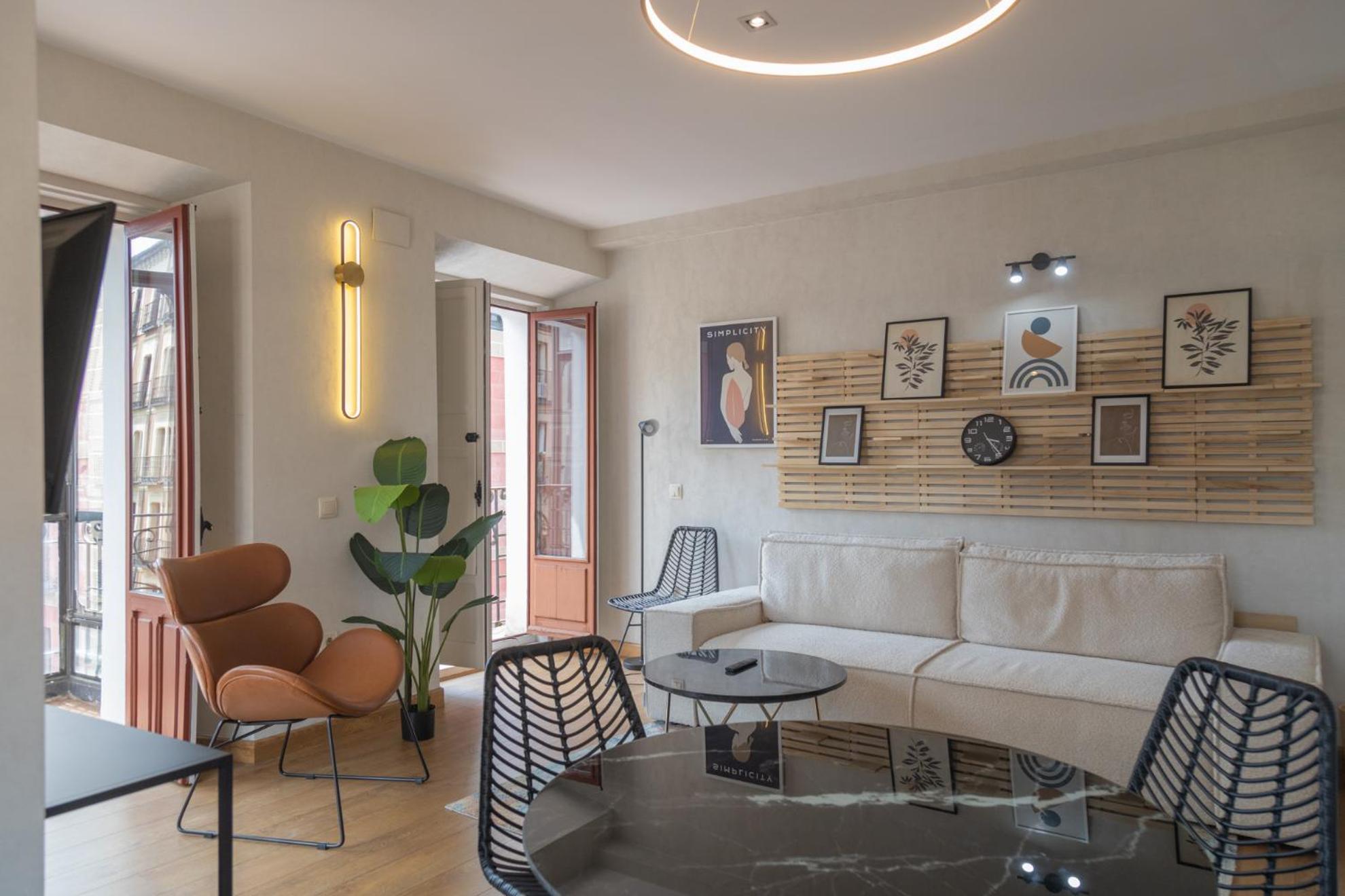 Aparthotel Ardmadrid Centro Екстериор снимка