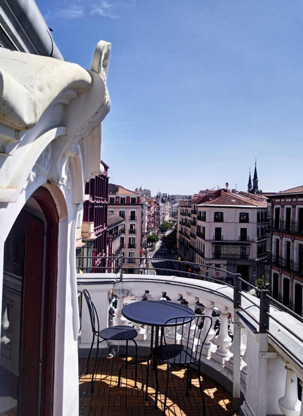 Aparthotel Ardmadrid Centro Стая снимка
