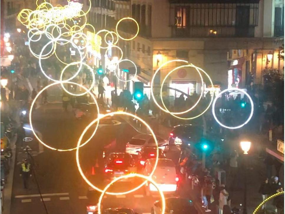 Aparthotel Ardmadrid Centro Екстериор снимка